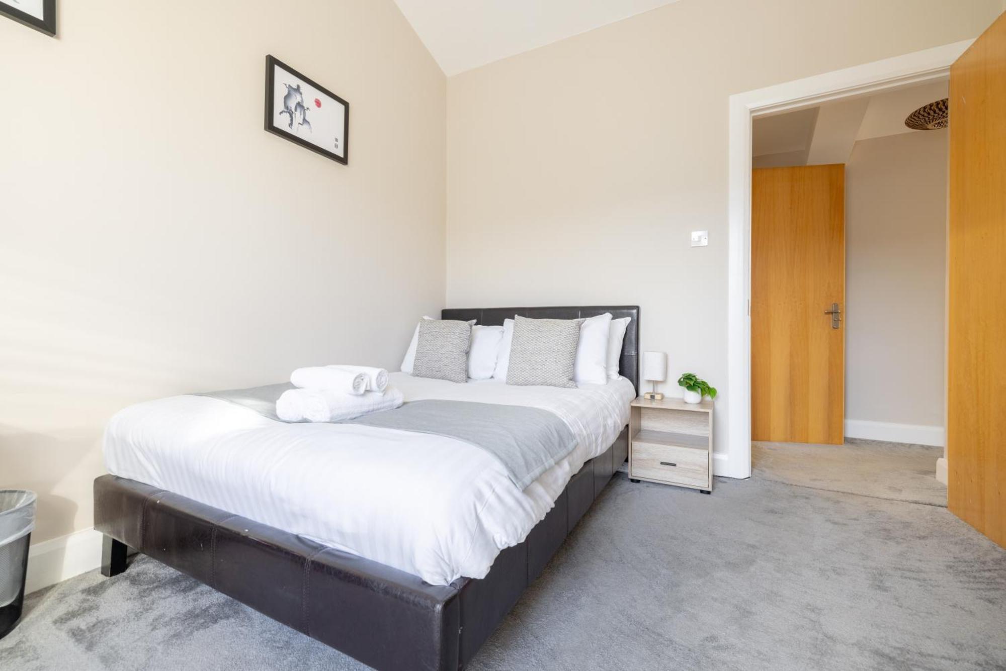 Belfast Quarters- Whitehall Sq ภายนอก รูปภาพ
